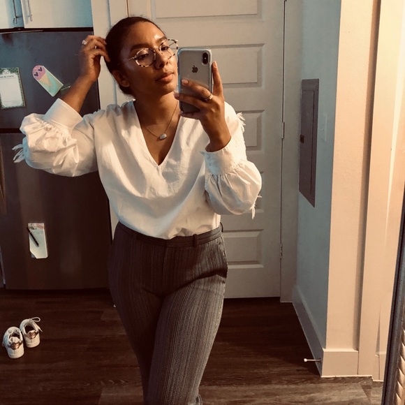 H&M + blouse - Picture 3 of 3